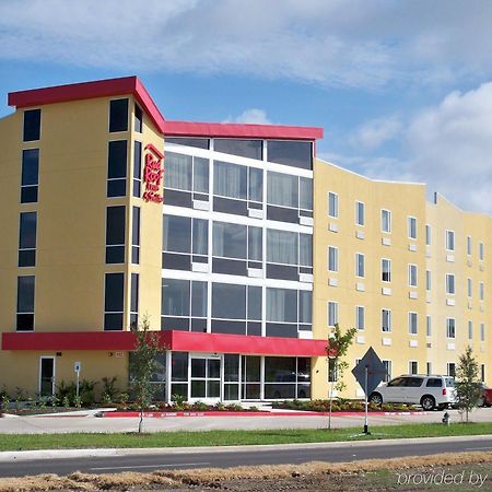 Red Roof Inn & Suites Бомонт Экстерьер фото