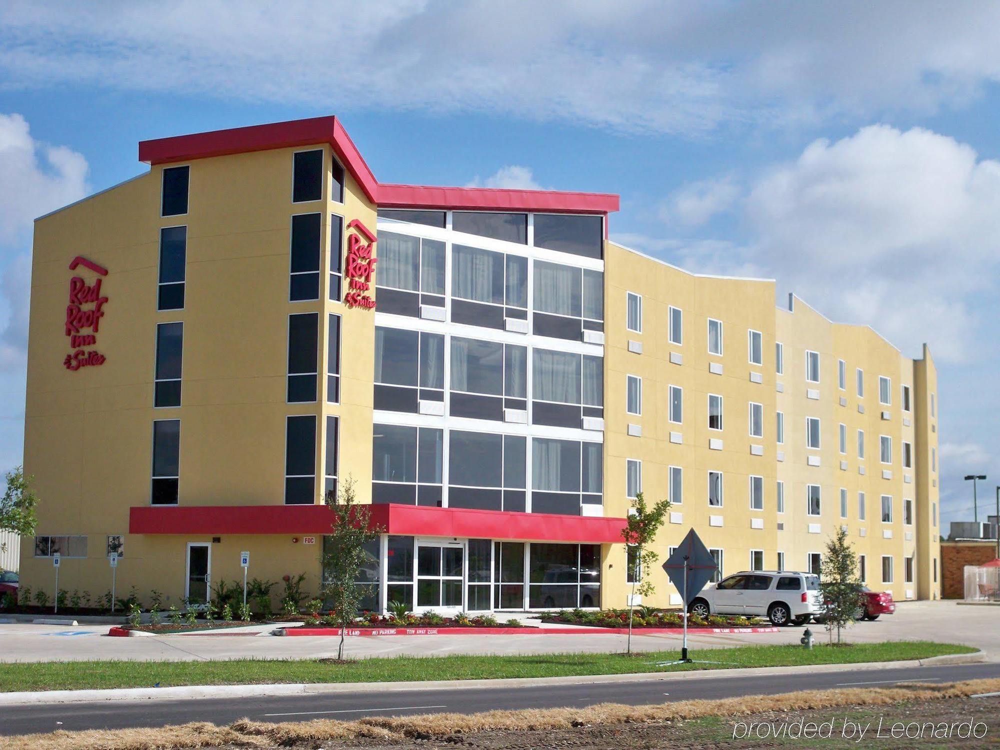 Red Roof Inn & Suites Бомонт Экстерьер фото